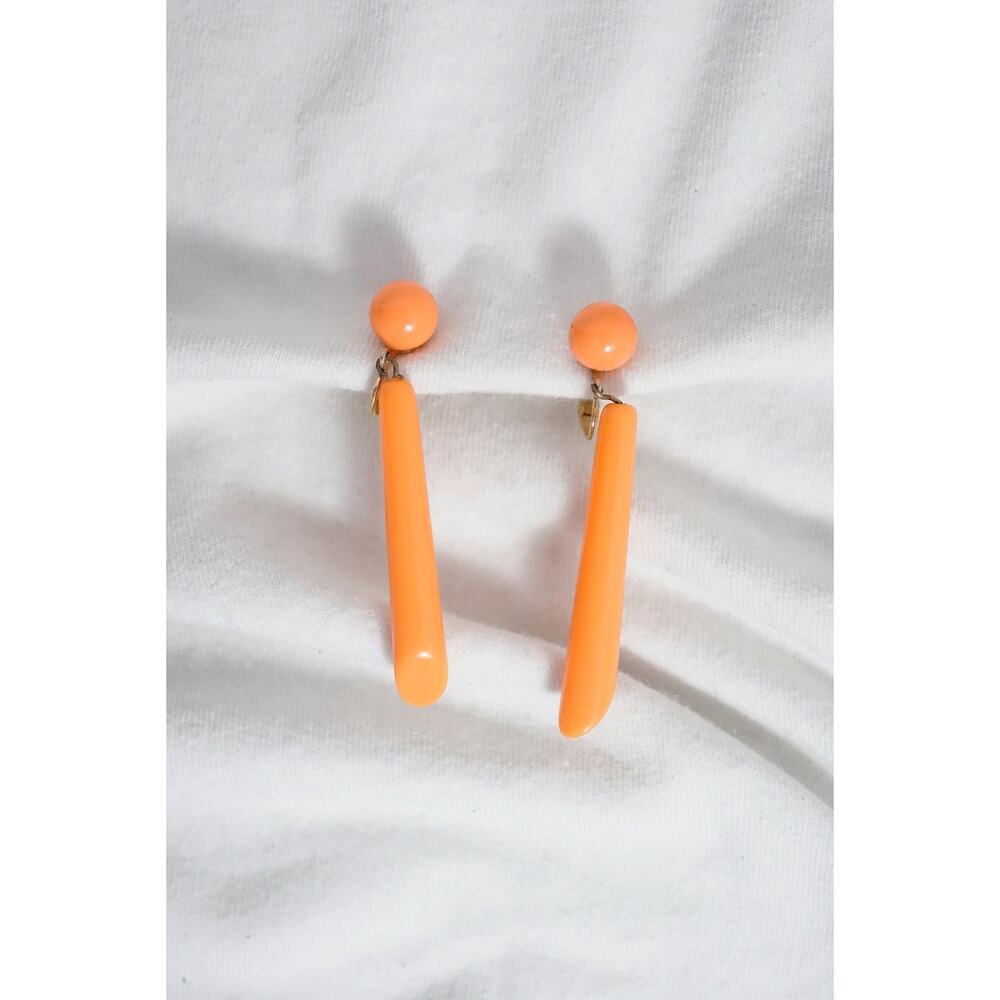Crown Trifari Orange Peach Plastic Drop Earrings